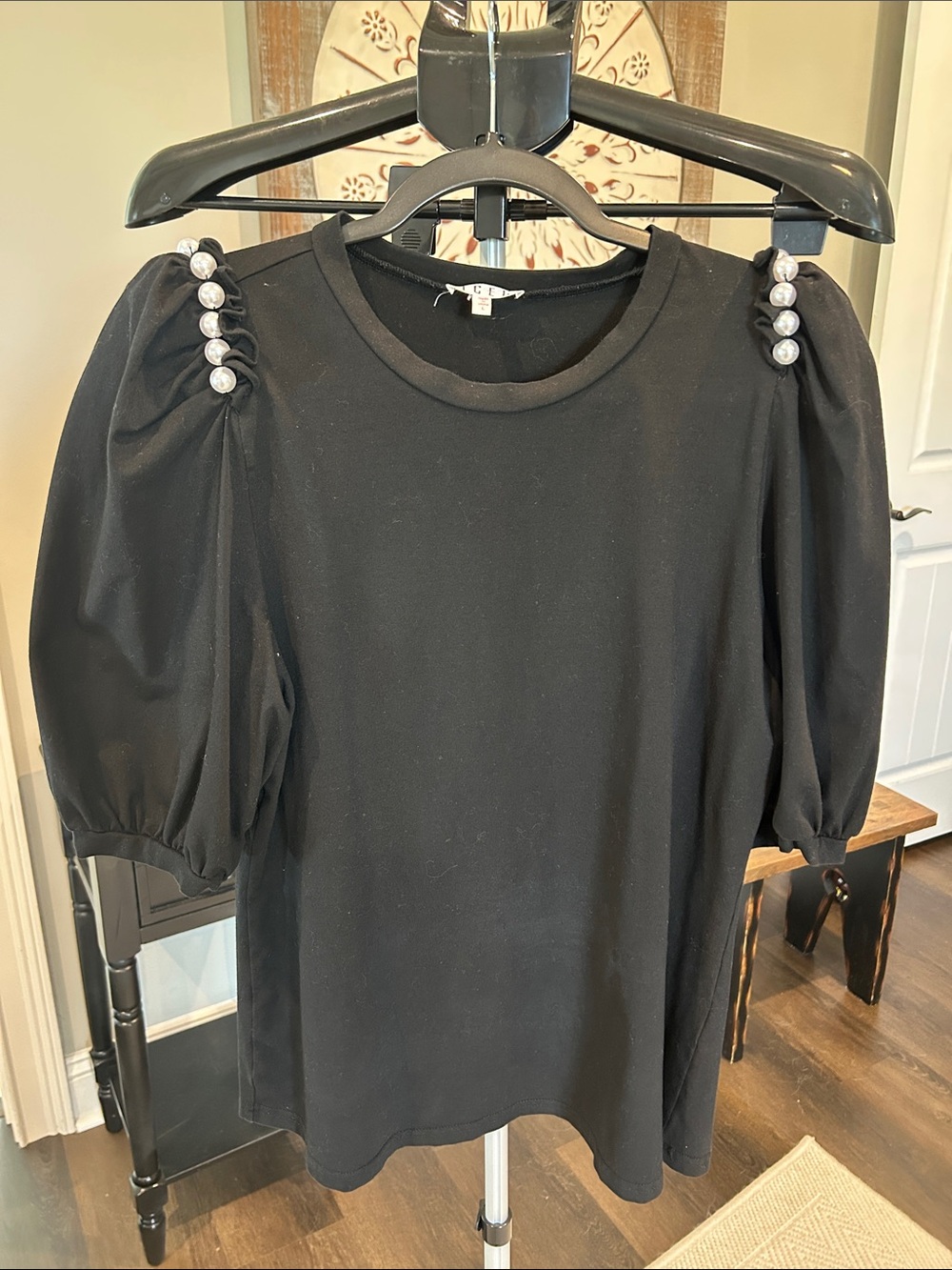 TCEC Black Puff Sleeve Top with Pearl Shoulder Accents Sz large